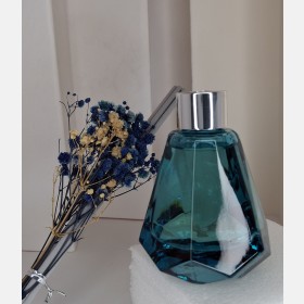 معطر جو عيدان مع ورد