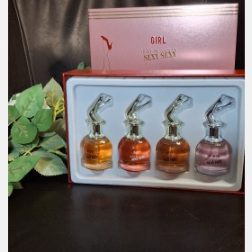 عطر Scandal بكج 4 قطع