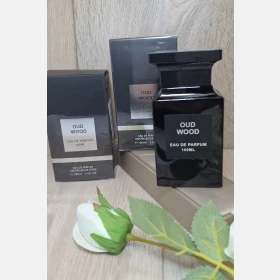 عطر رجالي out wood