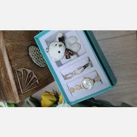 بكيج اكسسوار ساعه مع دبدوب