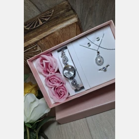 بكيج اكسسوار ساعه مع دبدوب