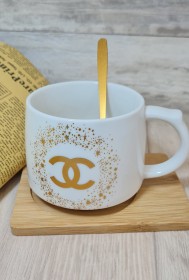 مج مع كوستر خشبي