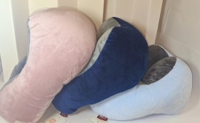 مخدة رقبة للسفر