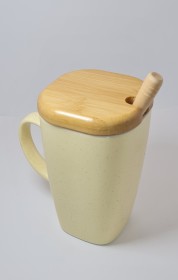 مج سادة مع غطاء خشب