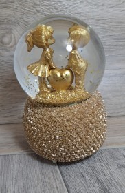 بلورة حجم كبير