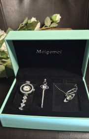 طقم اكسسوار 3 قطع مع ساعه