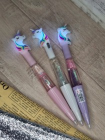 أقلام حبر مشكلة